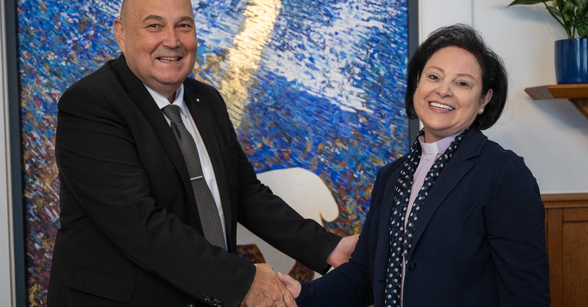 Az utolsó húr is szól